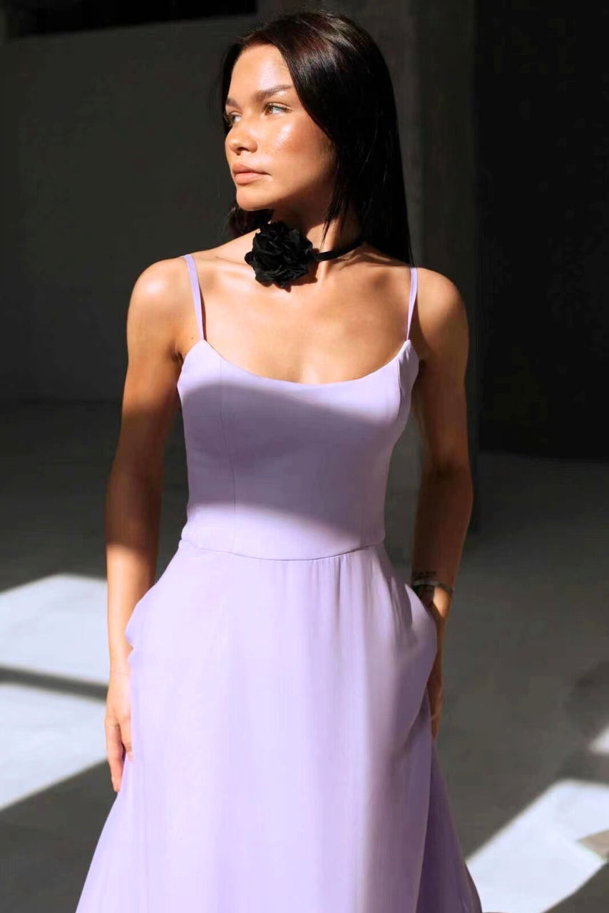 Blair - Midi Šaty Fluidní a Elegantní