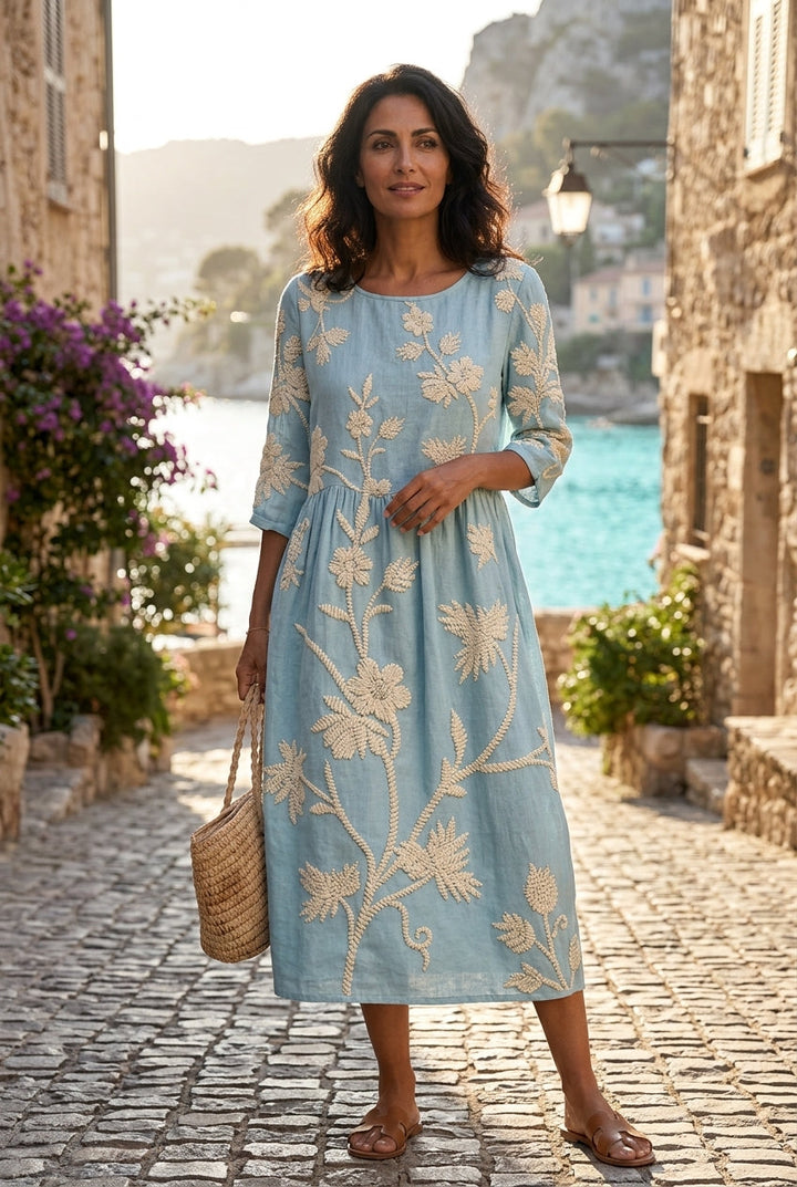 Midi šaty s květinovými výšivkami - Elegantní vintage kolekce
