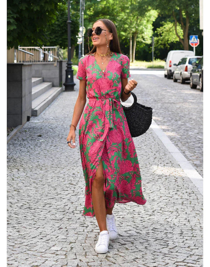 Petra - Elegantní šaty s výstřihem do V a modelujícím střihem