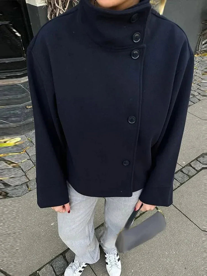 Dámská krátká bunda s vysokým límcem