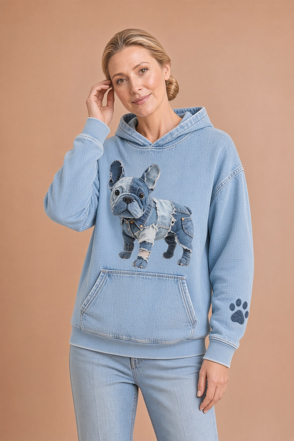 Blanca – Huppari raidallisella ranskanbulldoggilla ja denim-appliikaatiolla naisille – kuva 2