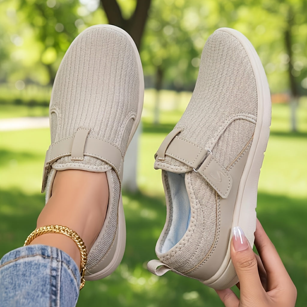 Anke – Nastavitelný komfortní sneaker s extra širokým střihem