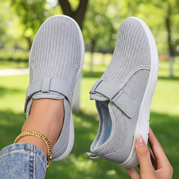 Anke – Nastavitelný komfortní sneaker s extra širokým střihem