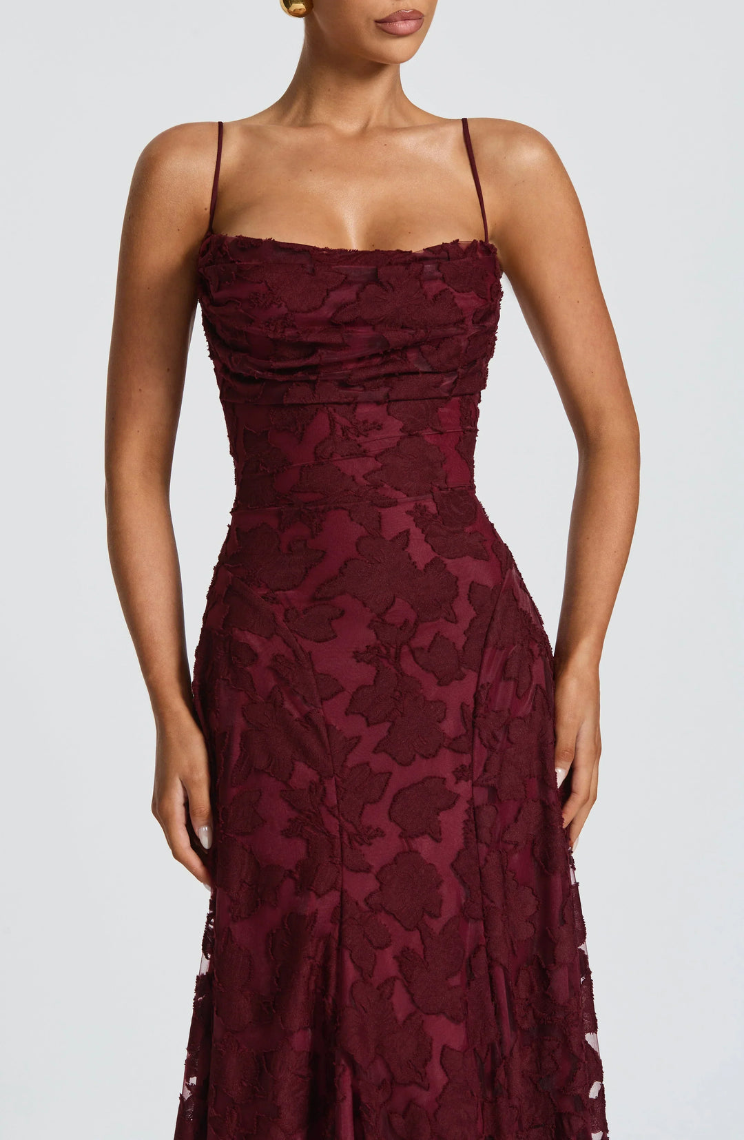 Rubis | Elegantní dlouhá krajková šaty