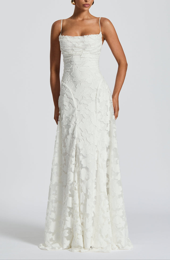 Rubis | Elegantní dlouhá krajková šaty